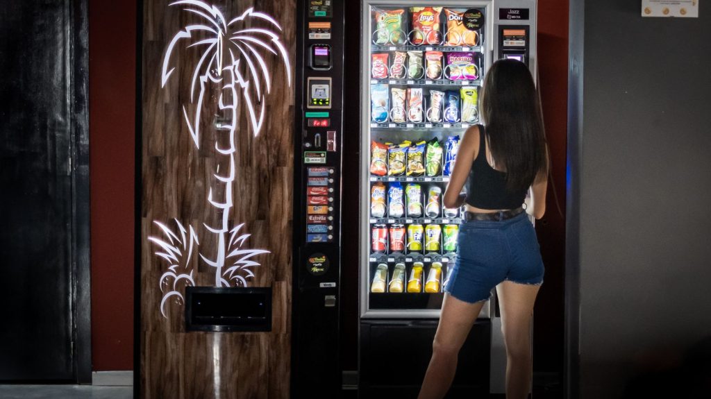 cómo escoger los productos orgánicos ideales para la máquina de vending de tu asociación cannábica