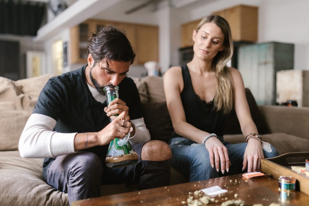 leyes para montar un club social de cannabis